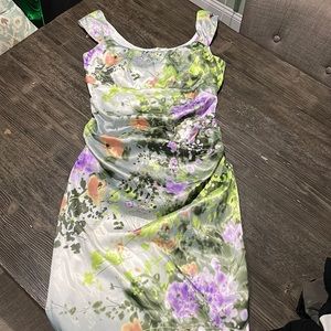 Beautiful floral midi length dress